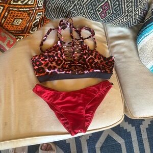 Leopard Print and Red pole dance set scrunch bottoms strappy sports bra